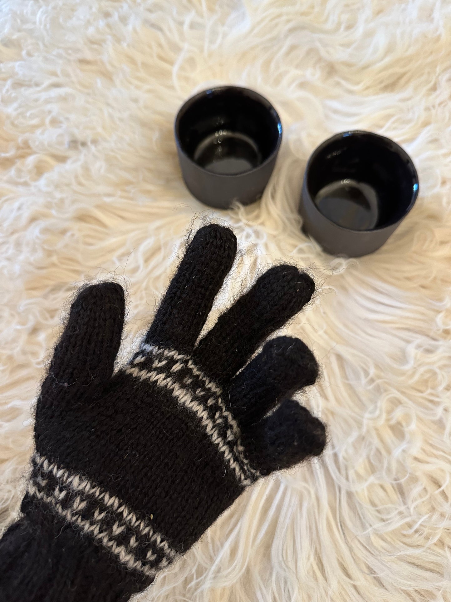 Handwoven Gloves in Organic Alpaca Wool