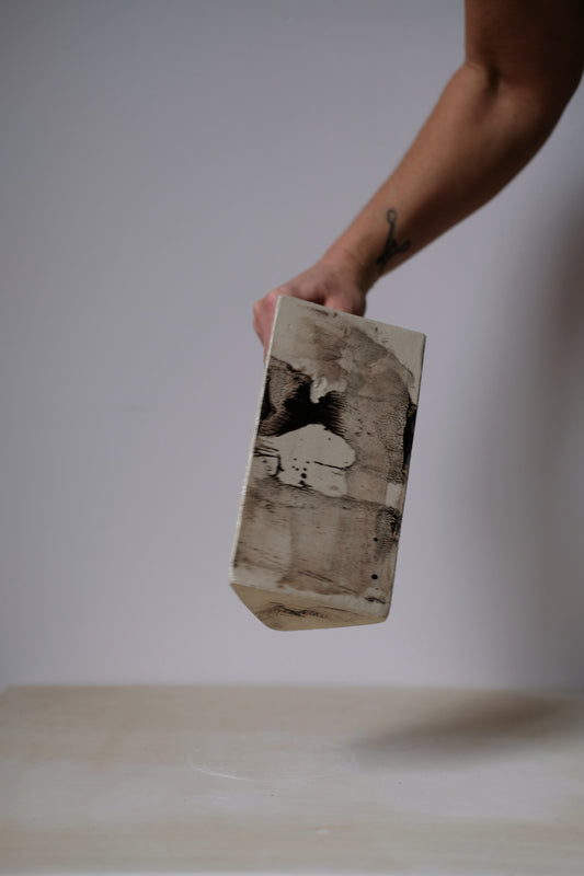 Sea Trace Vase ::: Triangle