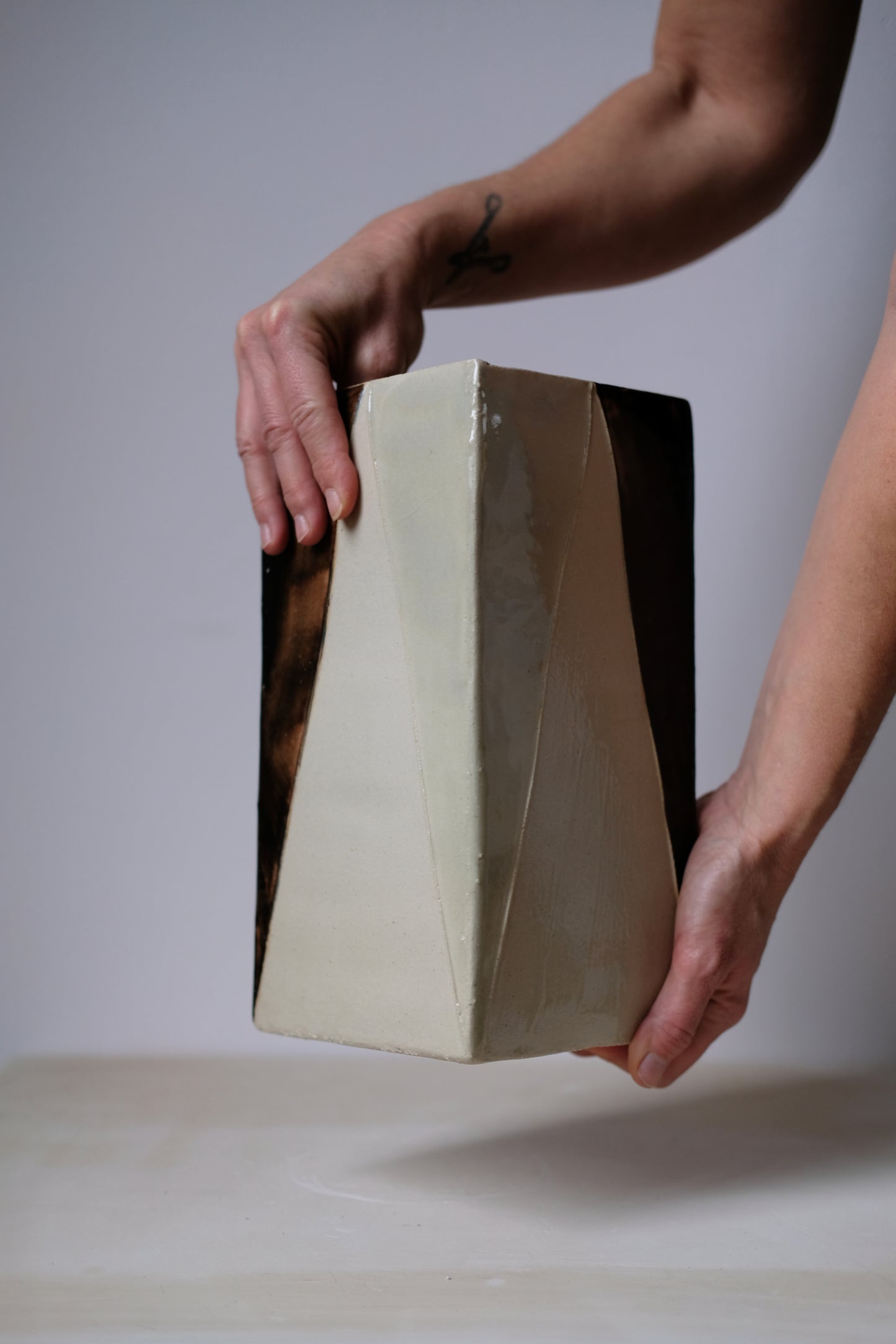 Large Vase 'Balanced' ::: Black&Cream