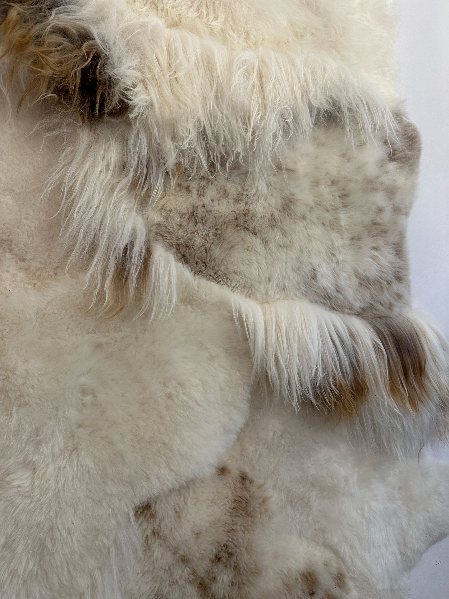 Icelandic Sheepskin ::: white flames mélange