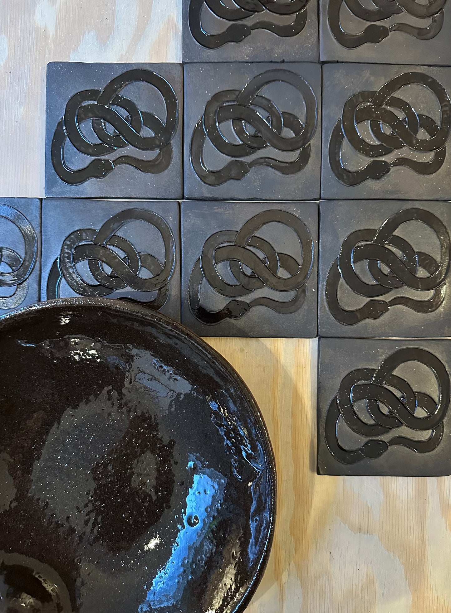 Ourobouros Tile